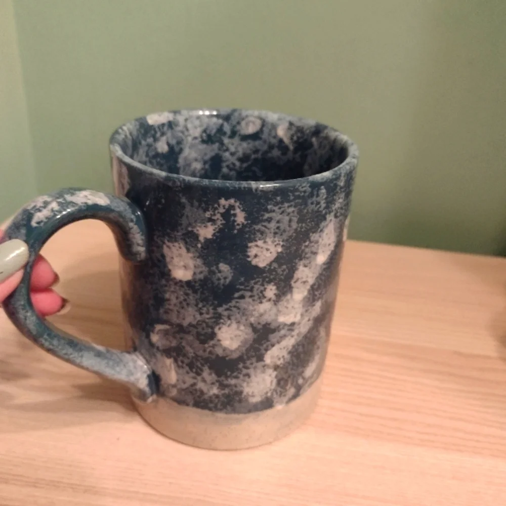 New Handcrafted Glazed Pottery Mug - Picture 13 of 15